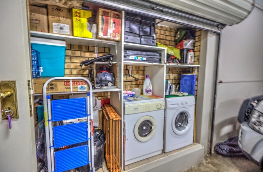 3 Bedroom Property for Sale in Glen Marais Gauteng