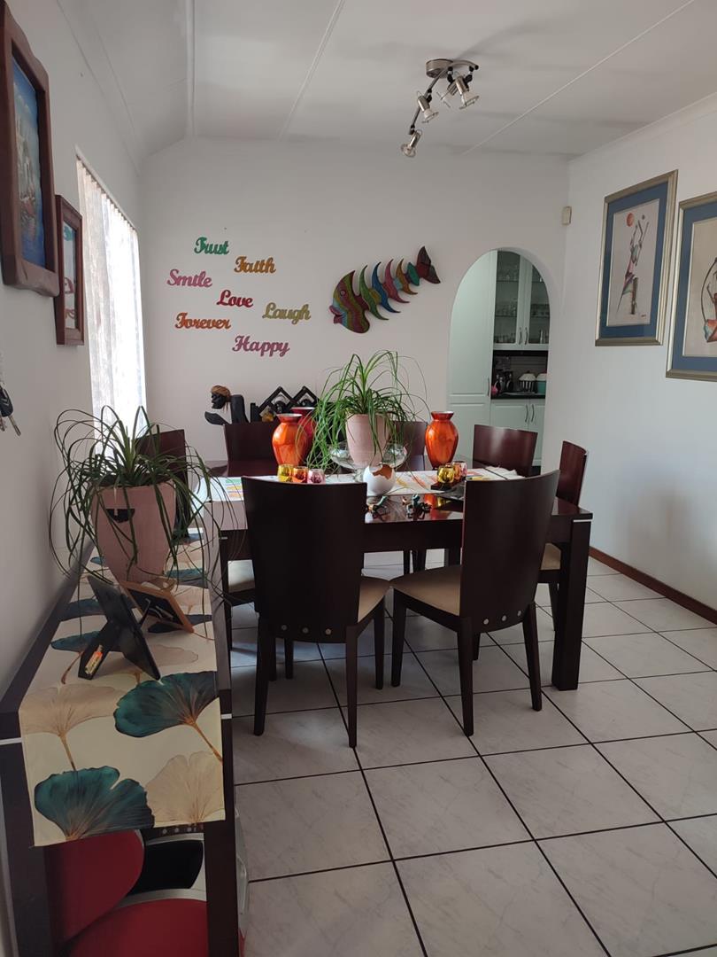 3 Bedroom Property for Sale in Van Riebeeck Park Gauteng