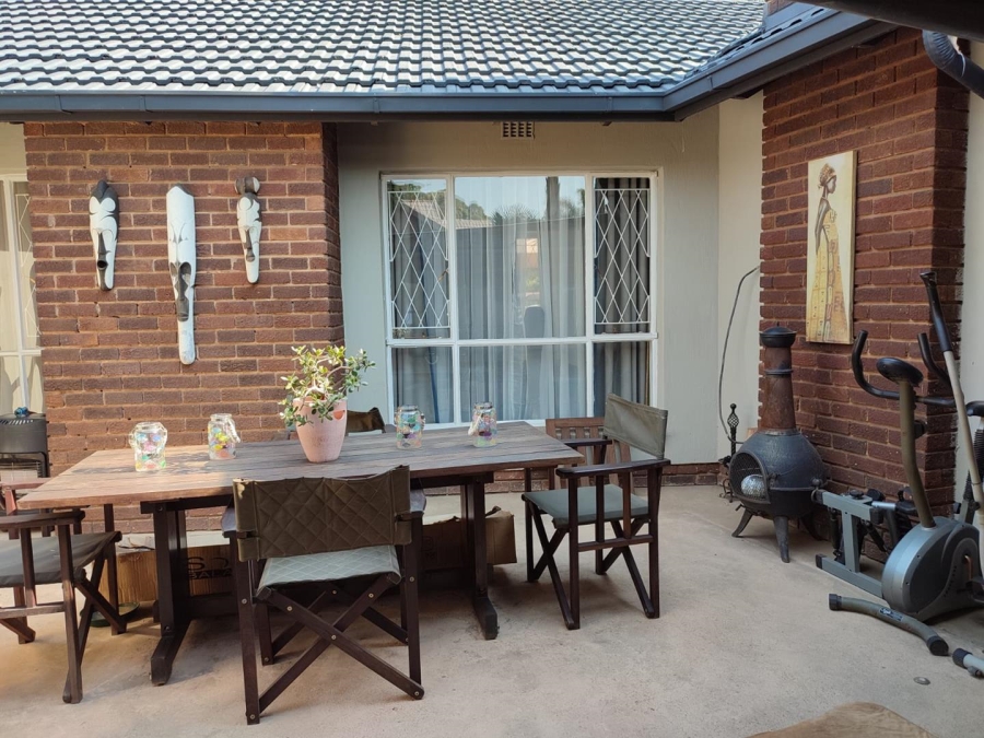 3 Bedroom Property for Sale in Van Riebeeck Park Gauteng