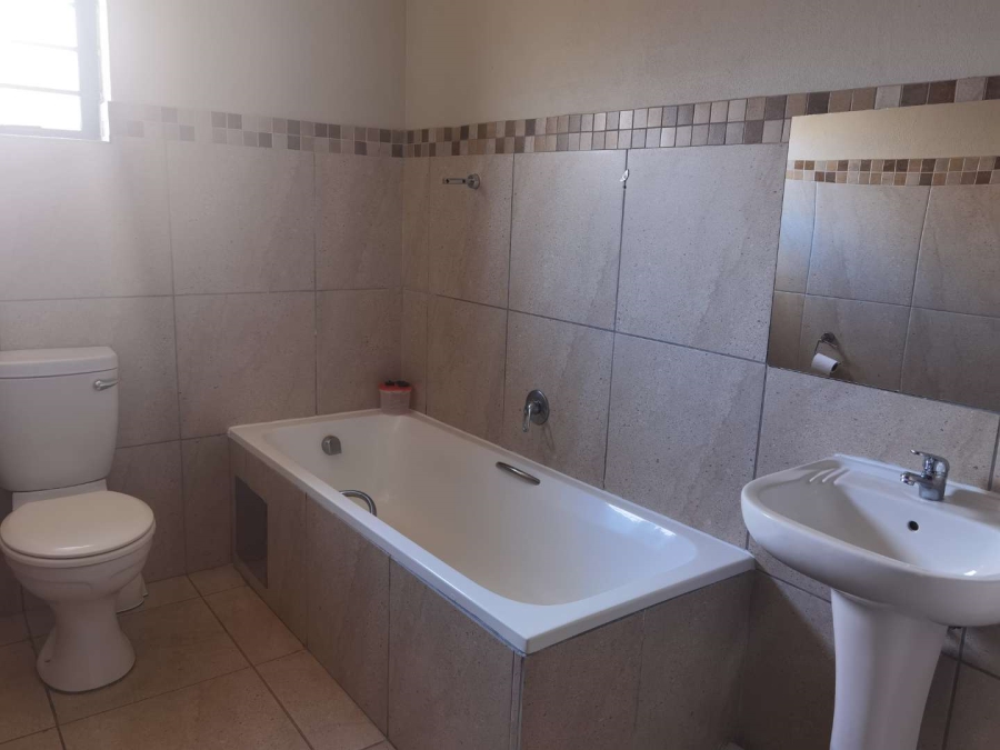 3 Bedroom Property for Sale in Birch Acres Gauteng