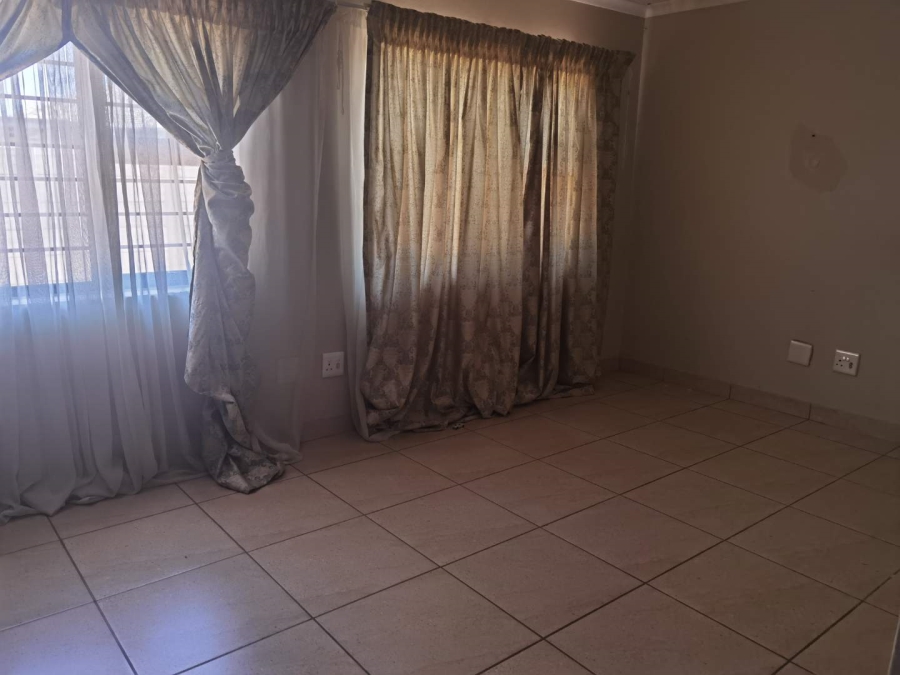 3 Bedroom Property for Sale in Birch Acres Gauteng