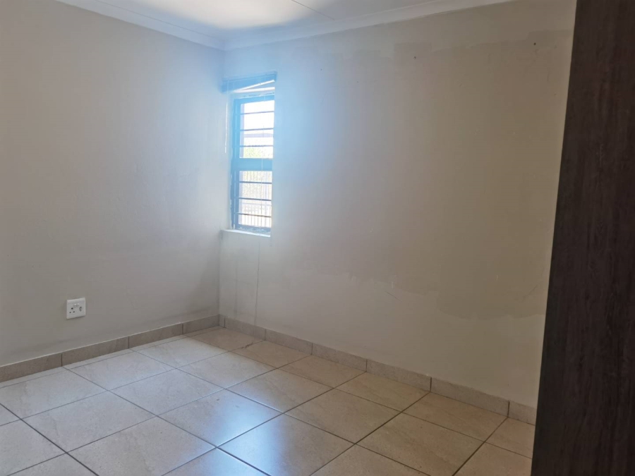 3 Bedroom Property for Sale in Birch Acres Gauteng