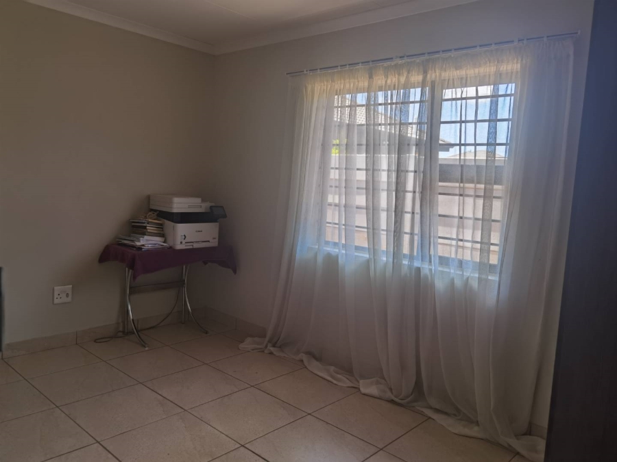 3 Bedroom Property for Sale in Birch Acres Gauteng