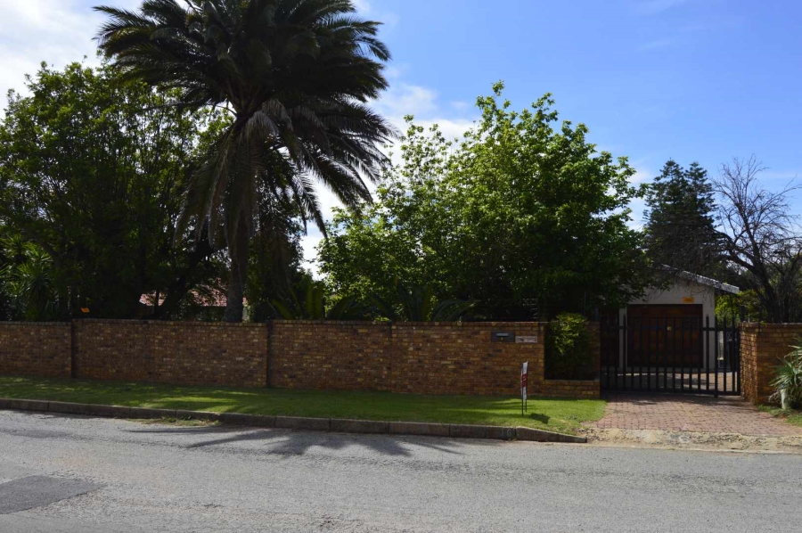 4 Bedroom Property for Sale in Edleen Gauteng