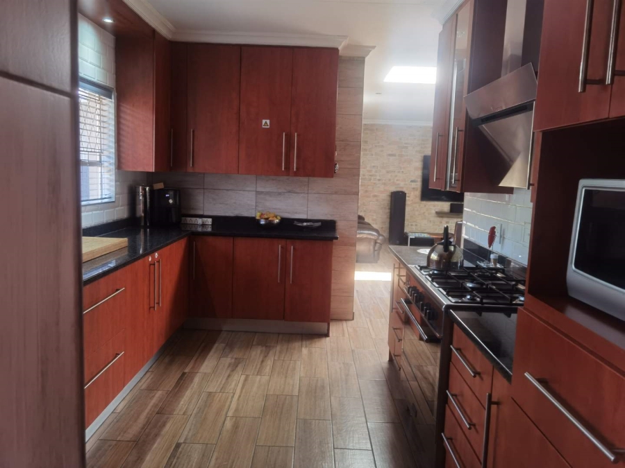 3 Bedroom Property for Sale in Van Riebeeck Park Gauteng