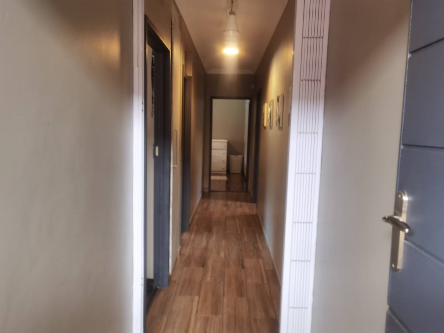 3 Bedroom Property for Sale in Van Riebeeck Park Gauteng