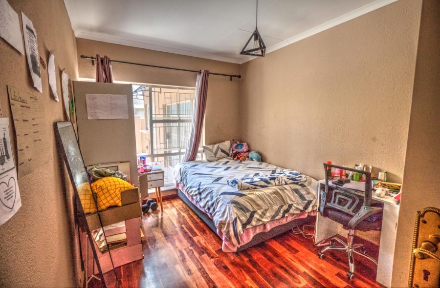 4 Bedroom Property for Sale in Glen Marais Gauteng