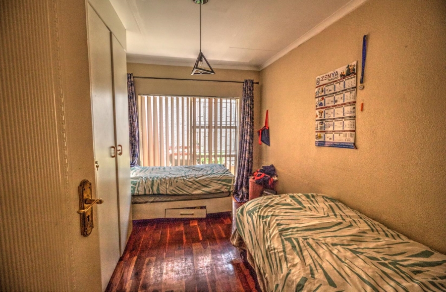 4 Bedroom Property for Sale in Glen Marais Gauteng