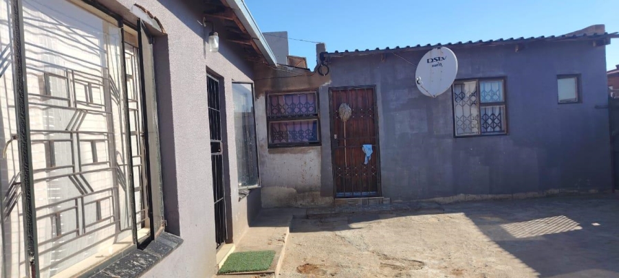 2 Bedroom Property for Sale in Tembisa Gauteng