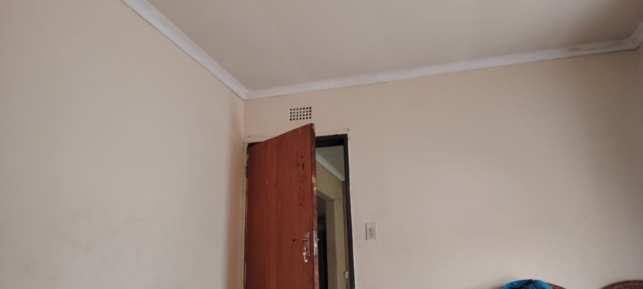 2 Bedroom Property for Sale in Tembisa Gauteng