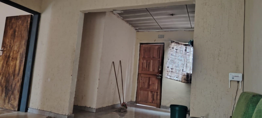 2 Bedroom Property for Sale in Tembisa Gauteng