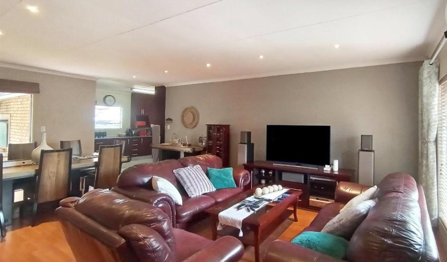 3 Bedroom Property for Sale in Terenure Gauteng