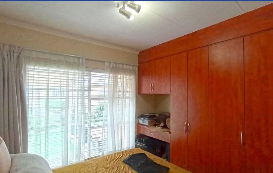 3 Bedroom Property for Sale in Terenure Gauteng