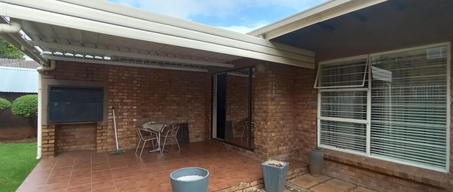 3 Bedroom Property for Sale in Terenure Gauteng