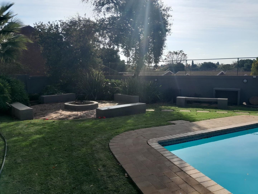 3 Bedroom Property for Sale in Hennopspark Gauteng