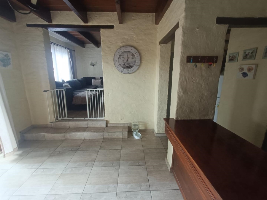 3 Bedroom Property for Sale in Hennopspark Gauteng