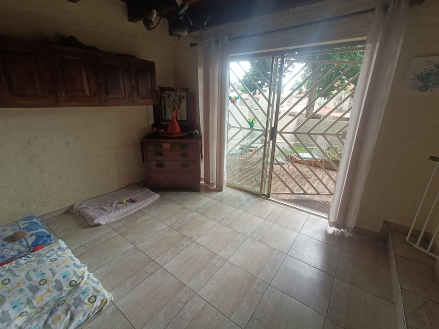 3 Bedroom Property for Sale in Hennopspark Gauteng