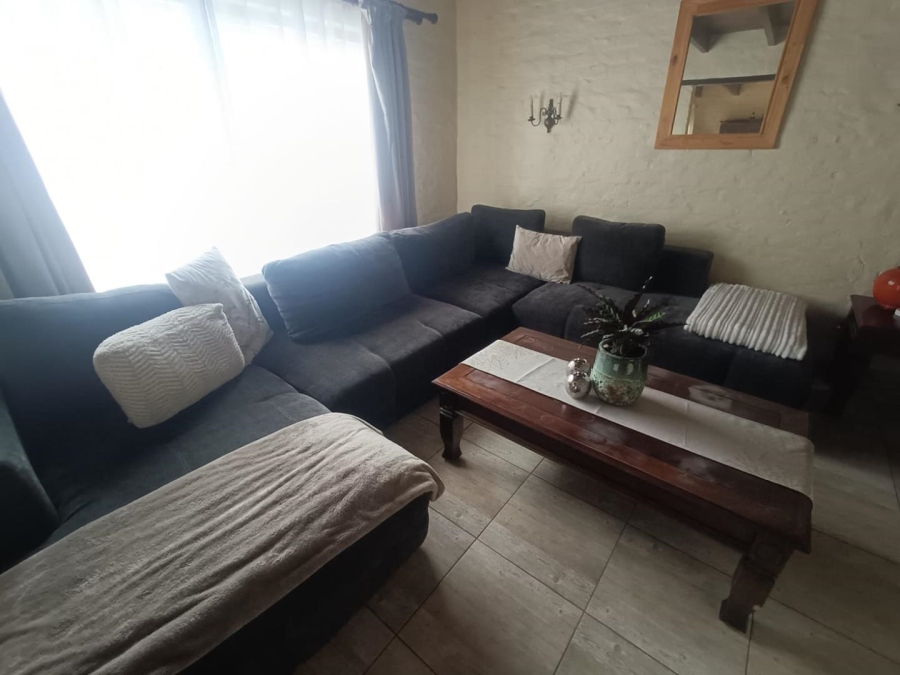 3 Bedroom Property for Sale in Hennopspark Gauteng