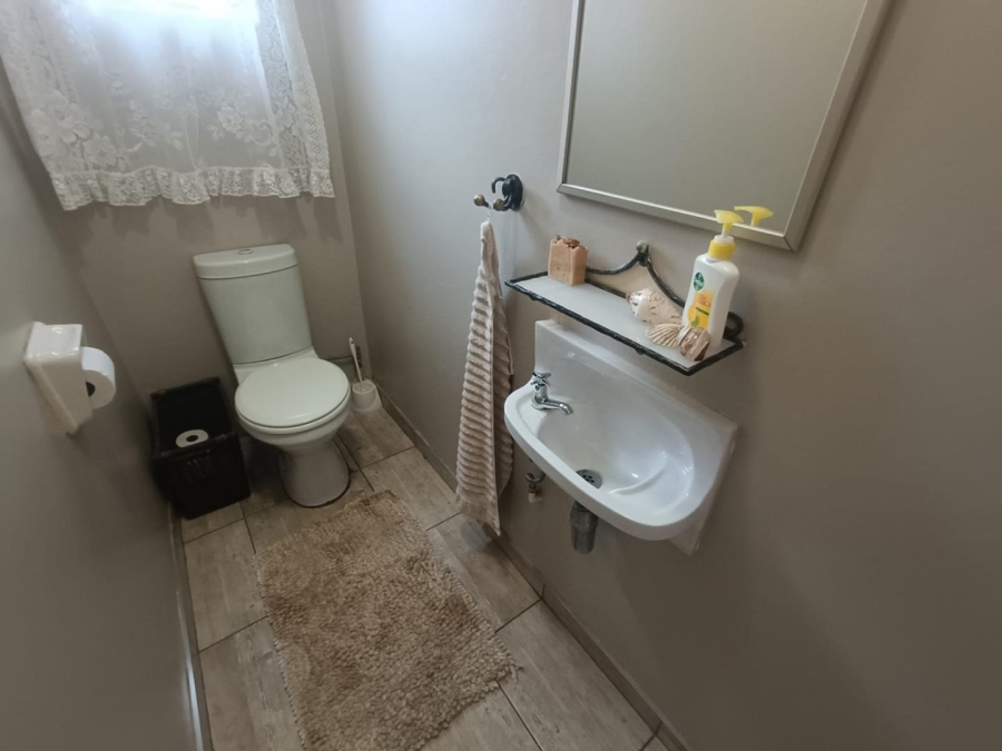 3 Bedroom Property for Sale in Hennopspark Gauteng