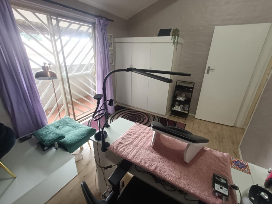 3 Bedroom Property for Sale in Hennopspark Gauteng