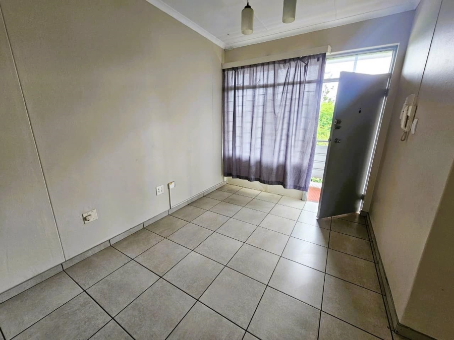 2 Bedroom Property for Sale in Queenswood Gauteng