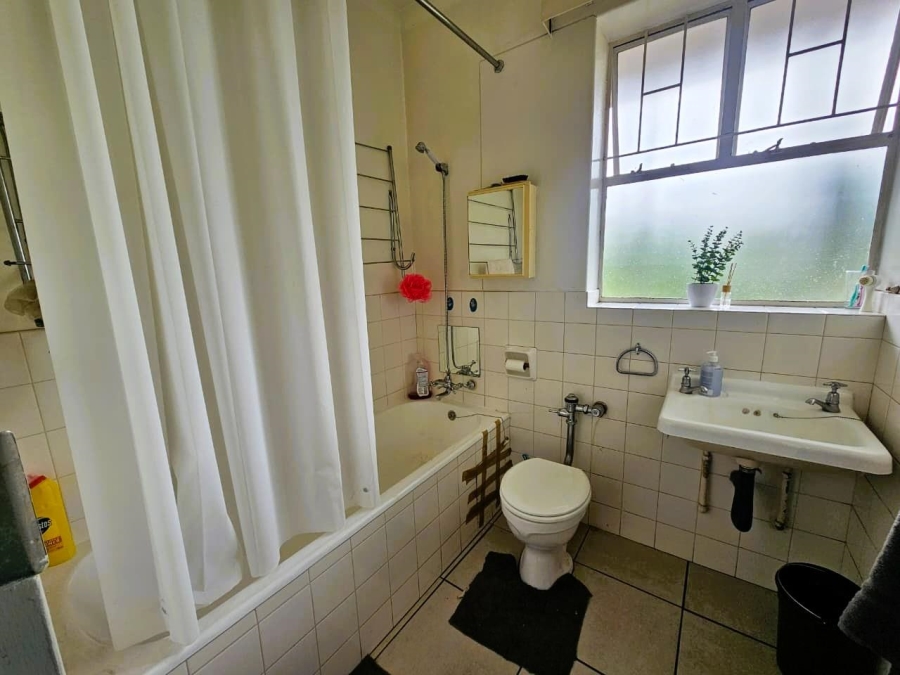2 Bedroom Property for Sale in Queenswood Gauteng