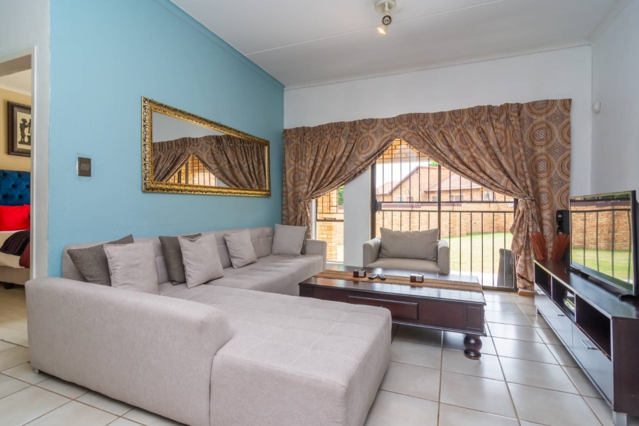 2 Bedroom Property for Sale in Allens Nek Gauteng