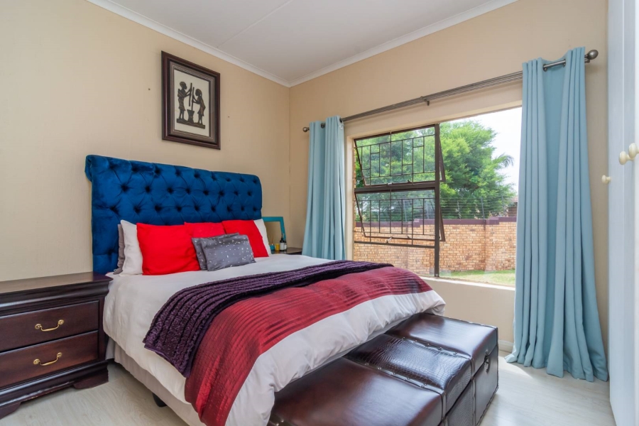 2 Bedroom Property for Sale in Allens Nek Gauteng