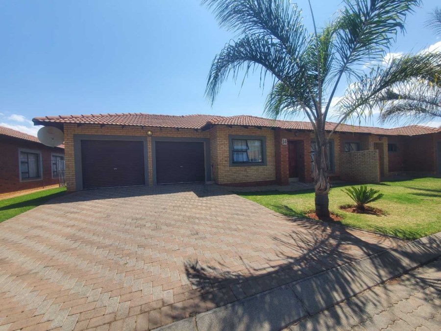 3 Bedroom Property for Sale in Groblerpark Gauteng