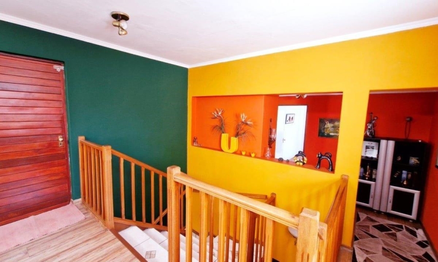 3 Bedroom Property for Sale in Bassonia Gauteng