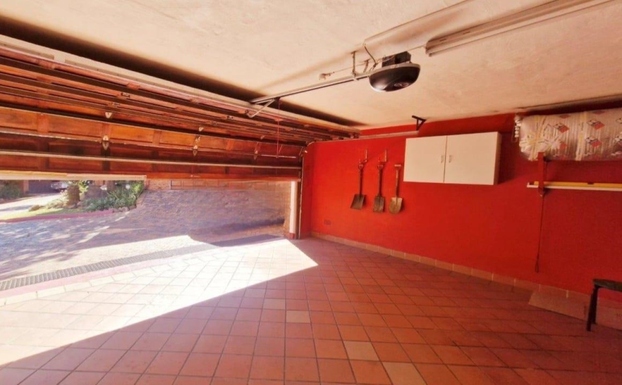 3 Bedroom Property for Sale in Bassonia Gauteng