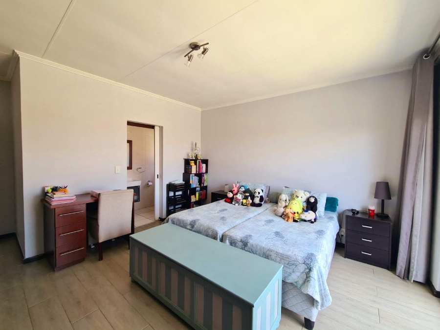 3 Bedroom Property for Sale in Solheim Gauteng