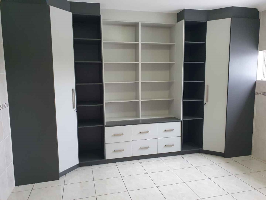 14 Bedroom Property for Sale in Bassonia Gauteng