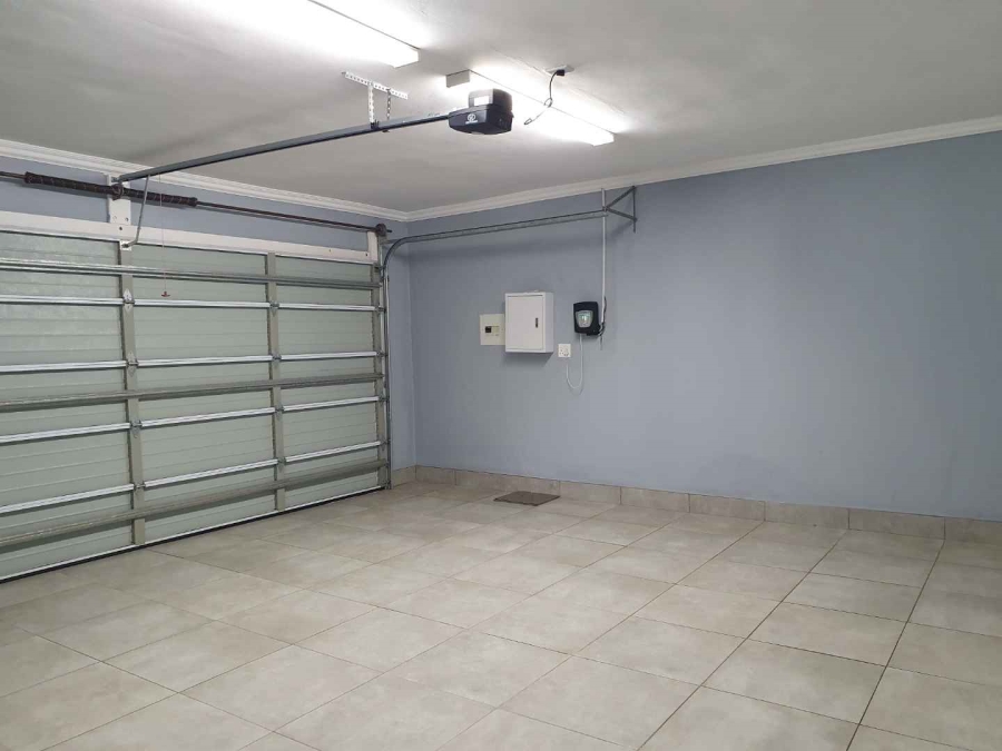 14 Bedroom Property for Sale in Bassonia Gauteng