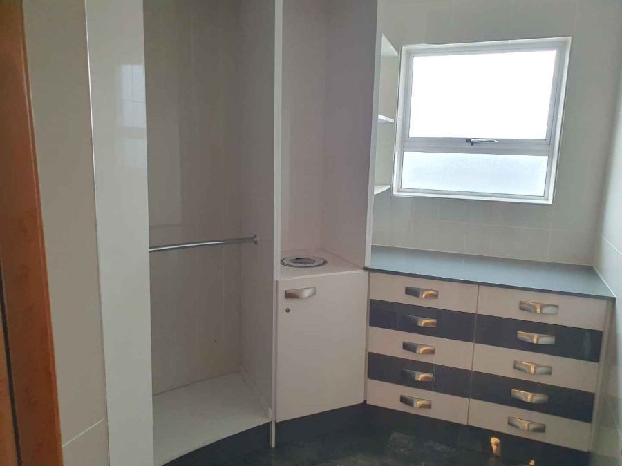 14 Bedroom Property for Sale in Bassonia Gauteng