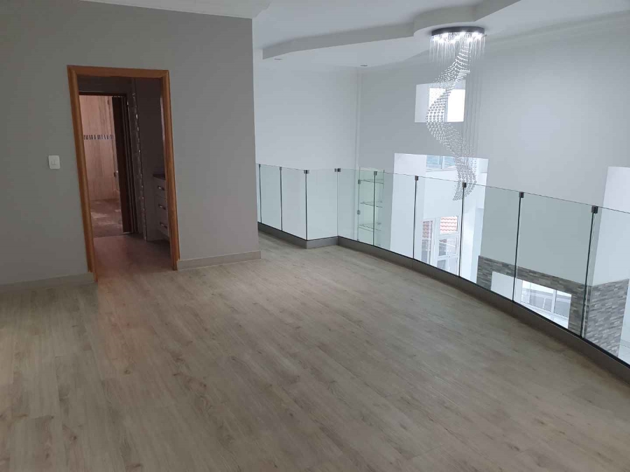 14 Bedroom Property for Sale in Bassonia Gauteng