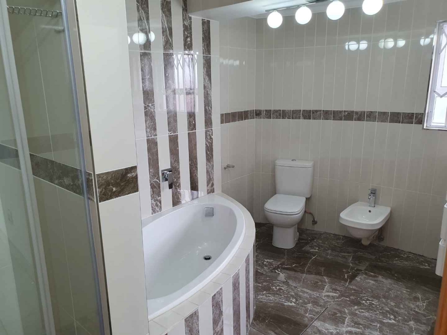 14 Bedroom Property for Sale in Bassonia Gauteng