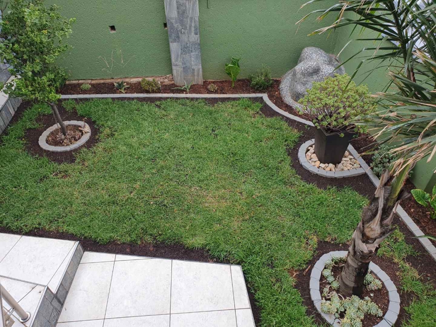 14 Bedroom Property for Sale in Bassonia Gauteng