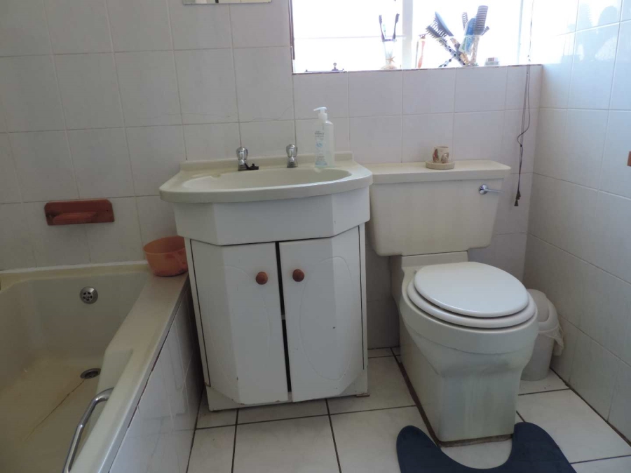 2 Bedroom Property for Sale in Glenvista Gauteng