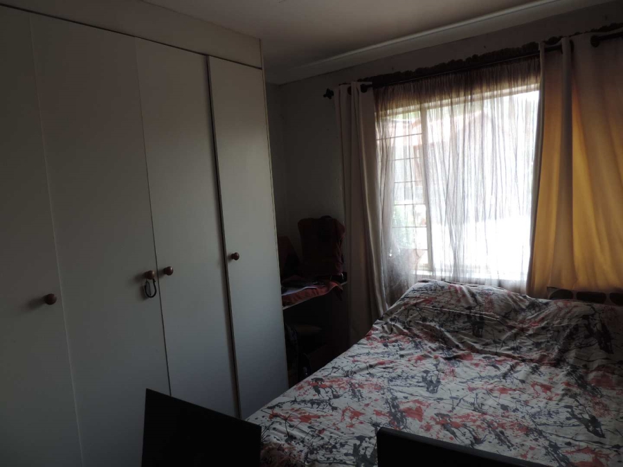2 Bedroom Property for Sale in Glenvista Gauteng