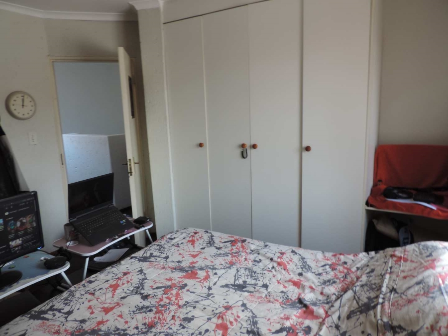 2 Bedroom Property for Sale in Glenvista Gauteng