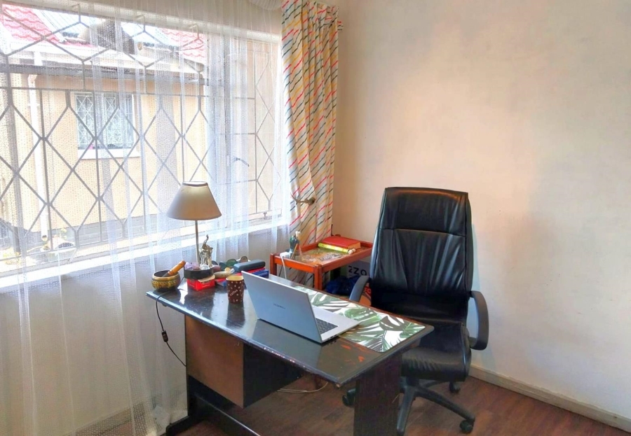 3 Bedroom Property for Sale in General Albertspark Gauteng