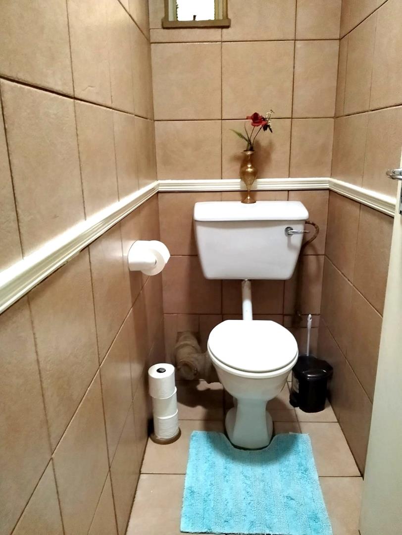 3 Bedroom Property for Sale in General Albertspark Gauteng