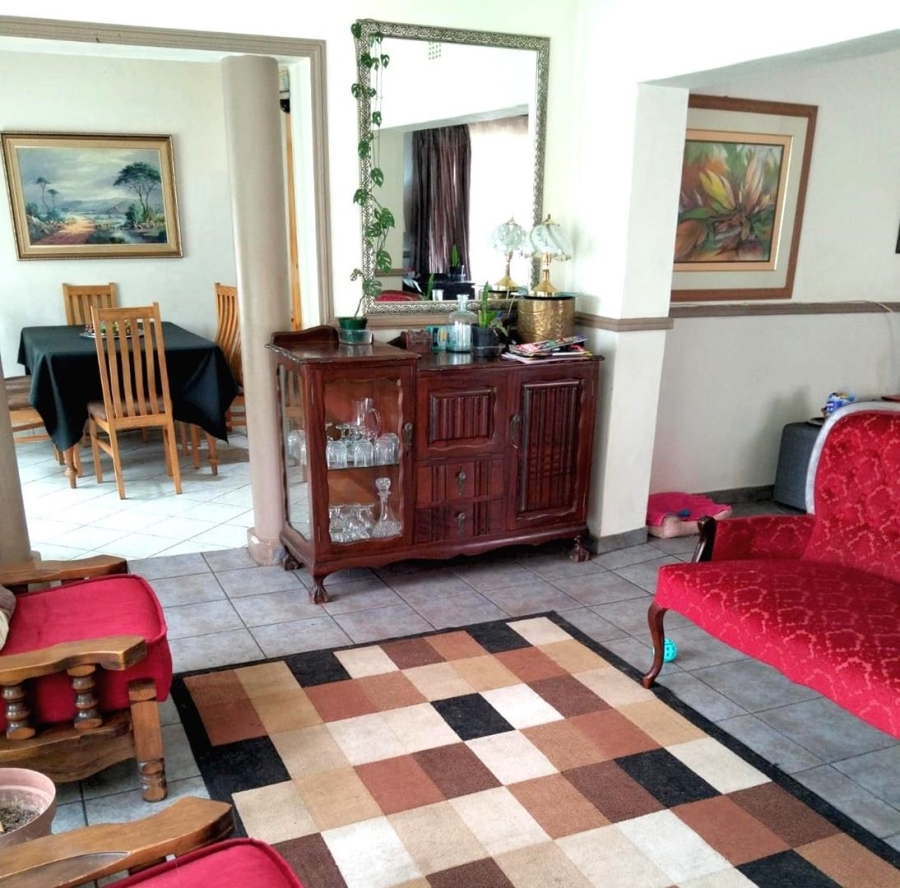 3 Bedroom Property for Sale in General Albertspark Gauteng