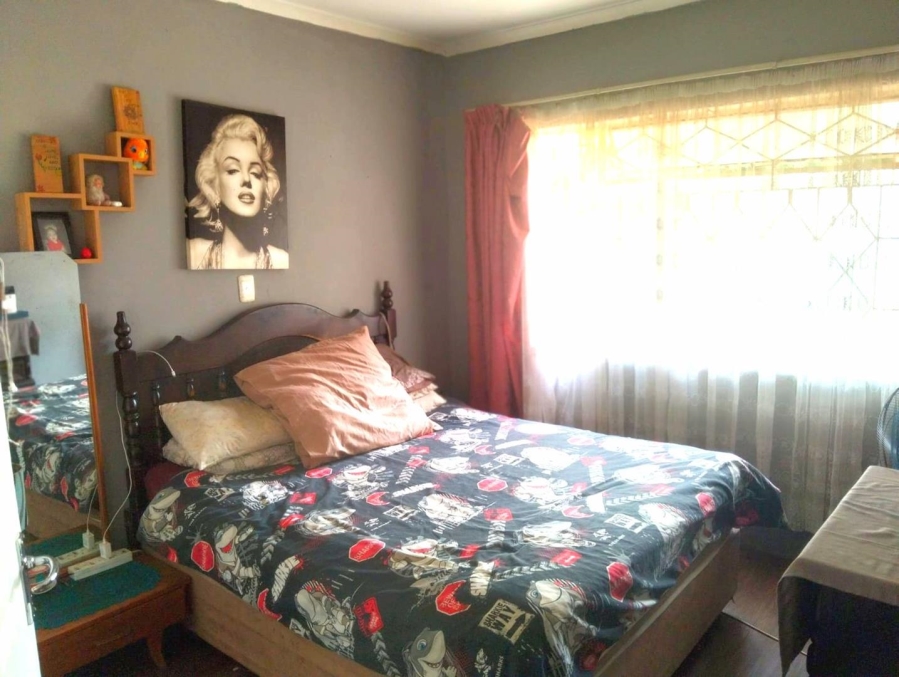3 Bedroom Property for Sale in General Albertspark Gauteng
