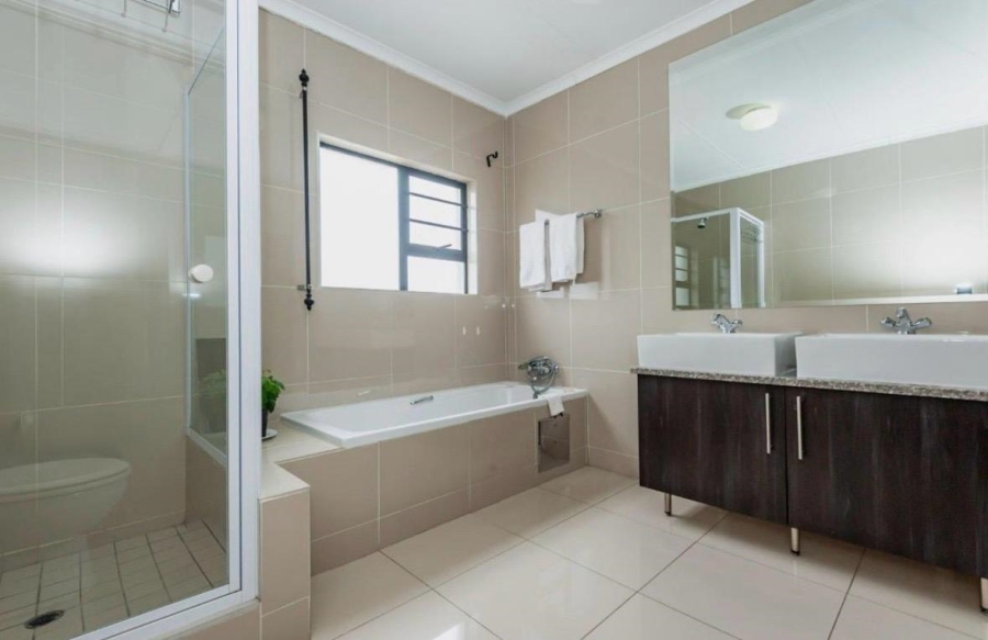 4 Bedroom Property for Sale in Meyersdal Gauteng