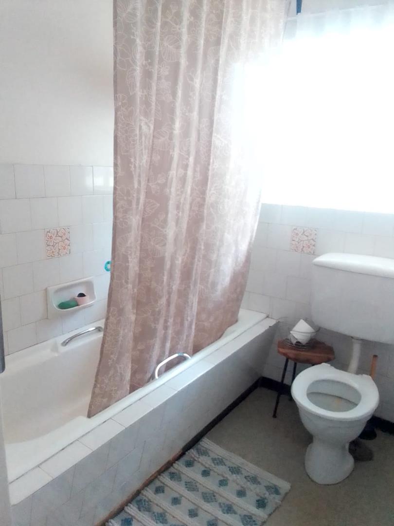 3 Bedroom Property for Sale in Kookrus Gauteng