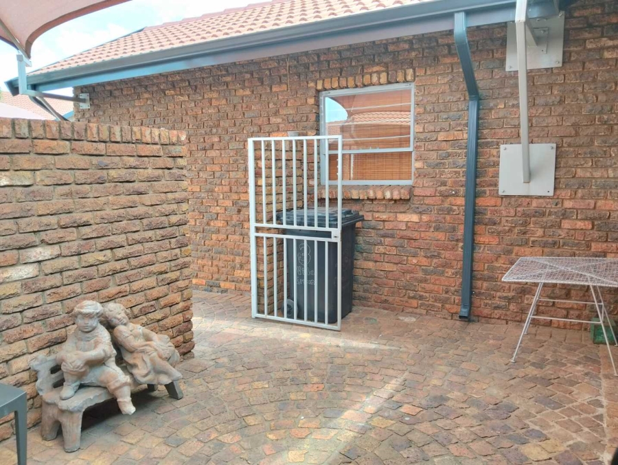 3 Bedroom Property for Sale in Mayberry Park Gauteng