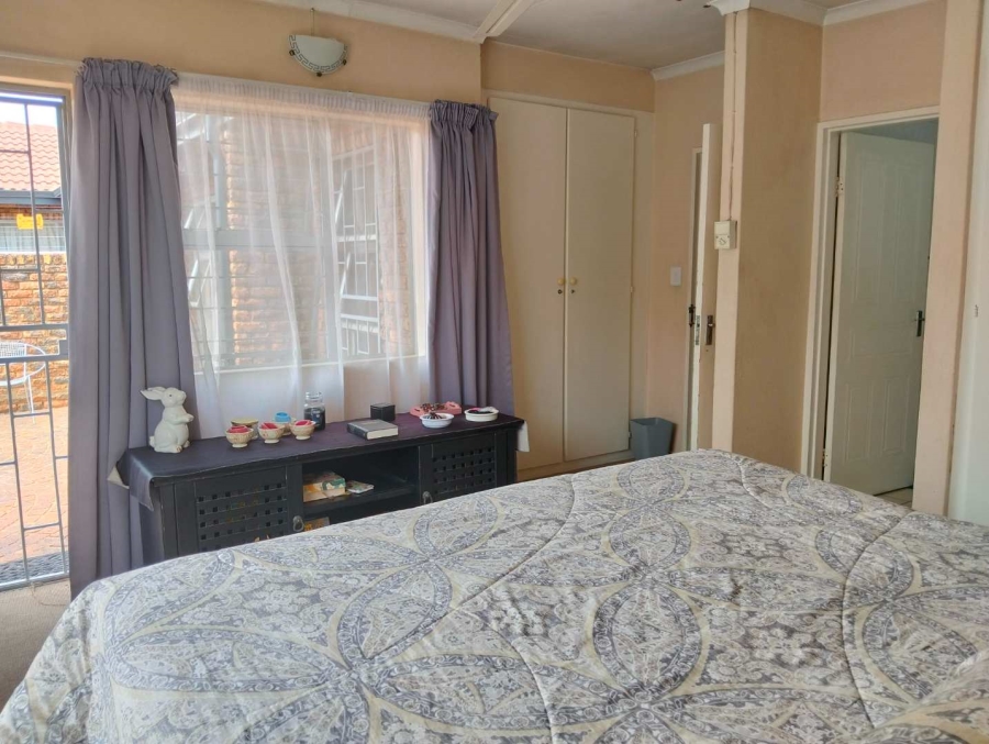 3 Bedroom Property for Sale in Mayberry Park Gauteng