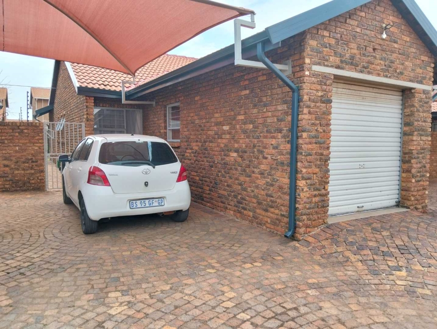 3 Bedroom Property for Sale in Mayberry Park Gauteng